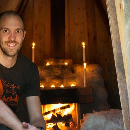 Skinnskatteberg Stf Kolarbyn Eco-Lodge الغرفة الصورة