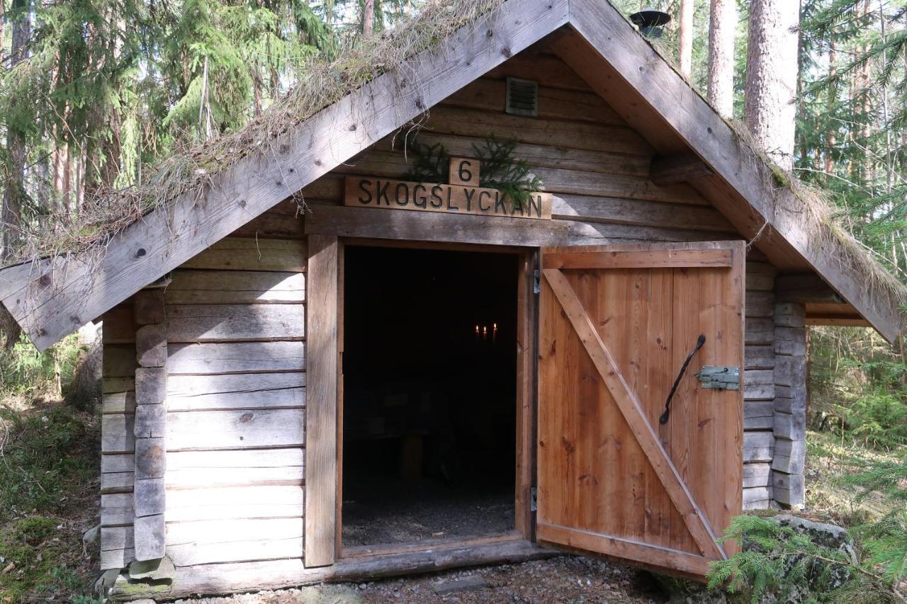 Skinnskatteberg Stf Kolarbyn Eco-Lodge المظهر الخارجي الصورة